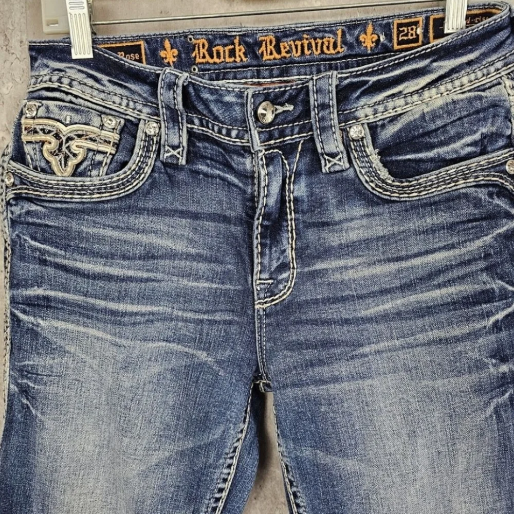 ❤️NeW!❤️ ROCK REVIVAL ASH ROSE MID-RISE EMBROIDERED SKINNY STRETCH JEANS SIZE 28